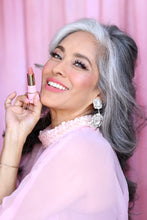 טען תמונה למציג הגלריה, Vintage Grace - Long Lasting Matte Lipstick