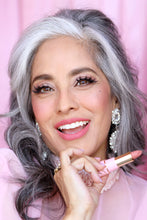 טען תמונה למציג הגלריה, Vintage Grace - Long Lasting Matte Lipstick