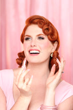 טען תמונה למציג הגלריה, Vintage Grace - Long Lasting Matte Lipstick