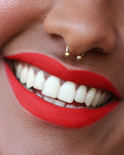 Load image into Gallery viewer, Vintage Starlet - Long Lasting Matte Lipstick